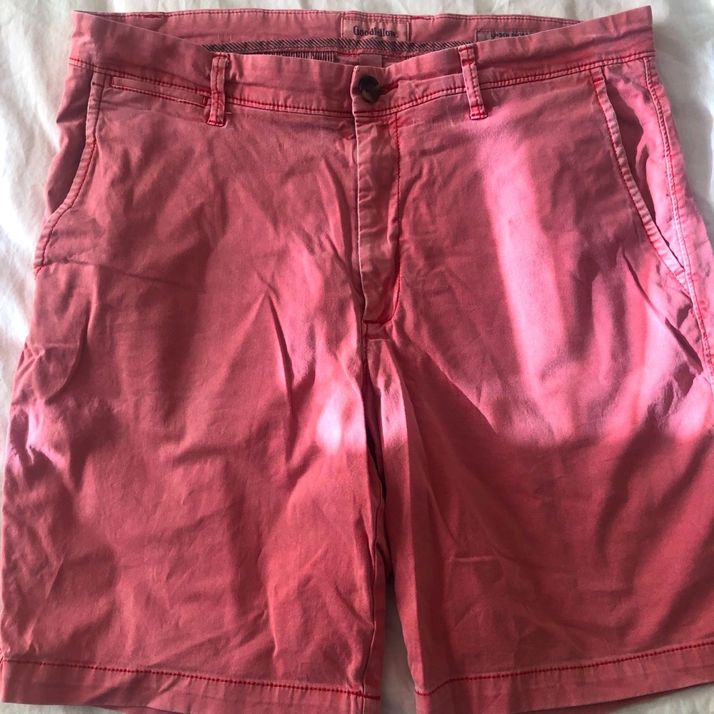 Men’s Coral/Pink Shorts